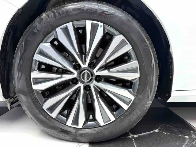 Nissan Teana — Фото автомобиля 12