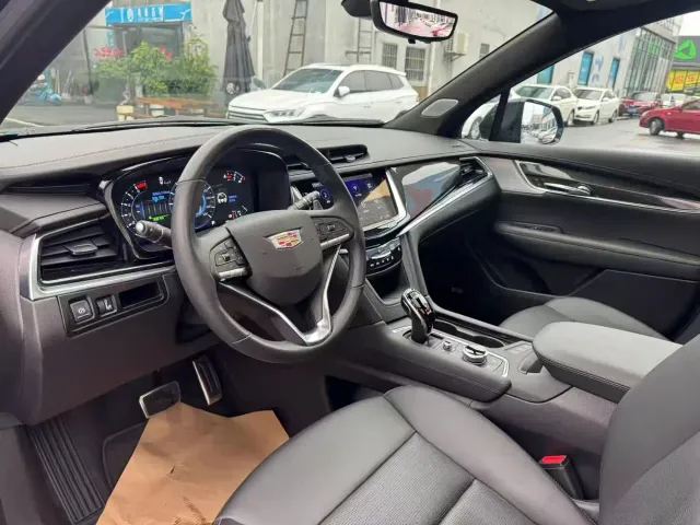 Cadillac XT6 — Фото автомобиля 4