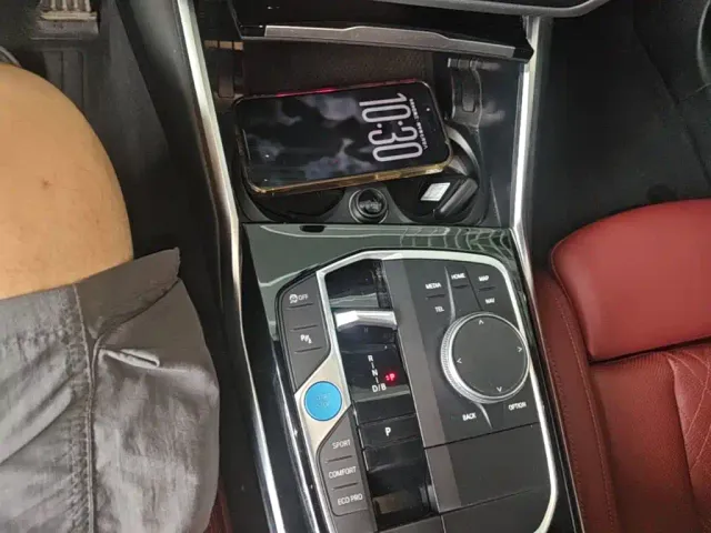 BMW i3 — Фото автомобиля 13