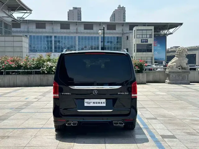 Mercedes-Benz V-Class — Фото автомобиля 6