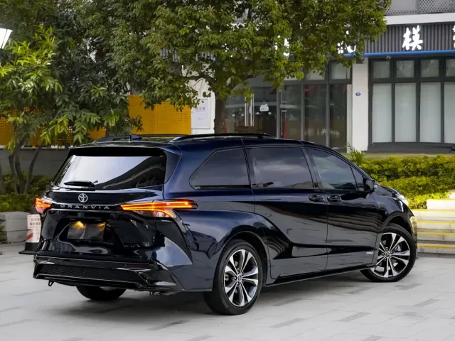 Toyota Granvia — Фото автомобиля 6