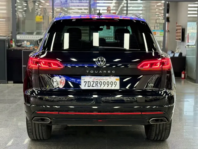 Volkswagen Touareg — Фото автомобиля 18
