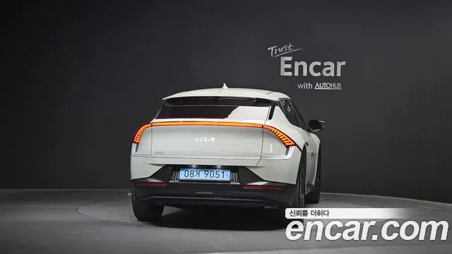 Kia EV6 — Фото автомобиля 4