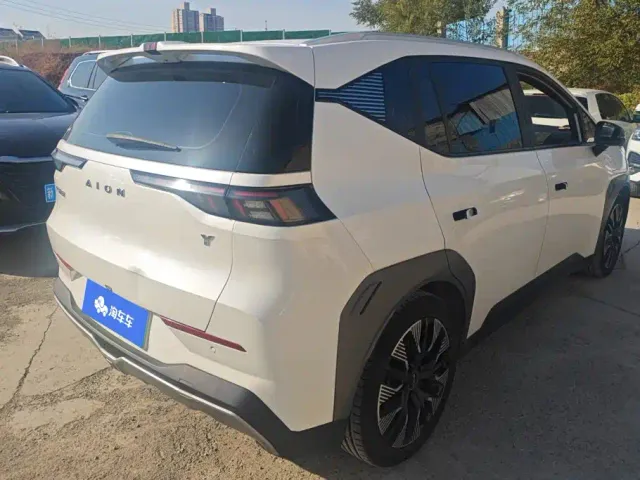 GAC Aion Y — Фото автомобиля 3