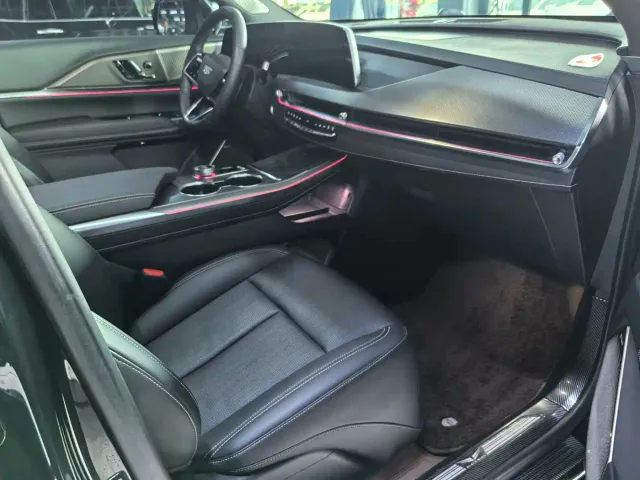 Cadillac XT5 — Фото автомобиля 11