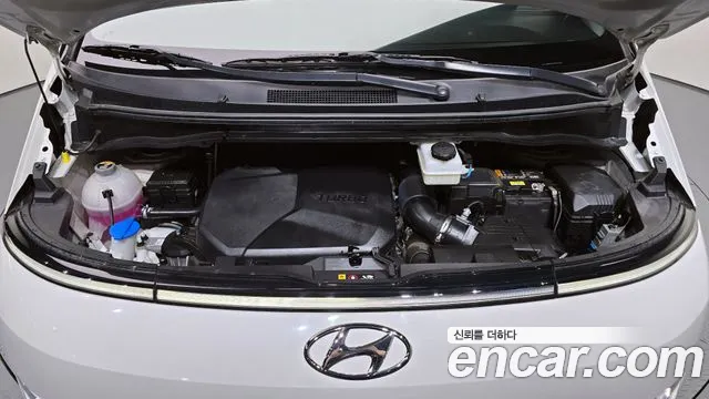 Hyundai Staria Staria 4WD Tourer 9 мест — Фото автомобиля 6