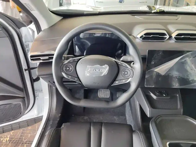 Dongfeng SKY EV01 — Фото автомобиля 10