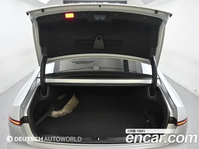 Hyundai Grandeur GN7 — Фото автомобиля 20