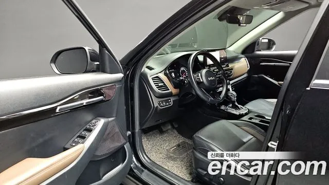 Kia Seltos Seltos Бензин 1.6 турбо 2WD — Фото автомобиля 10