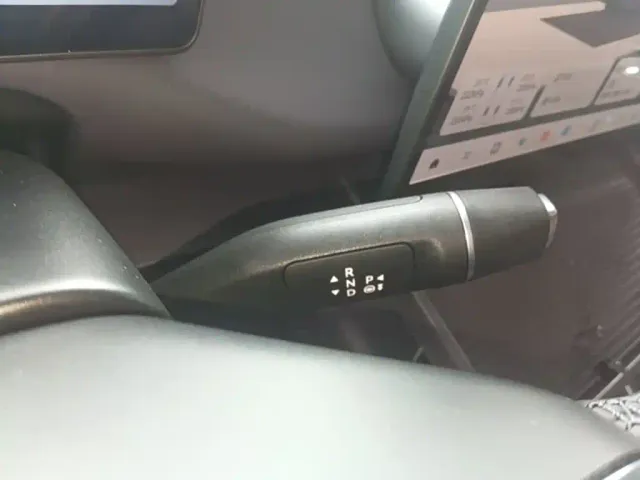 Leapmotor C10 — Фото автомобиля 13
