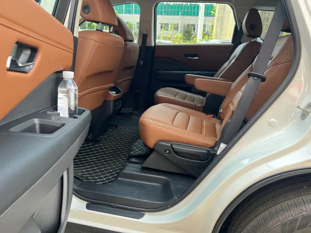 Nissan Terra — Фото автомобиля 12