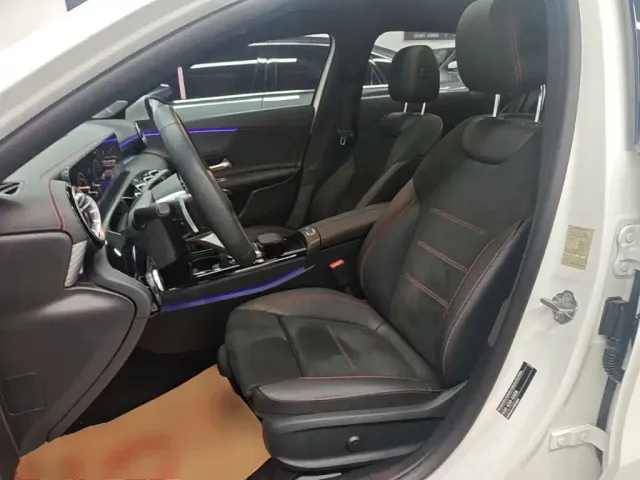Mercedes-Benz A-Class — Фото автомобиля 14