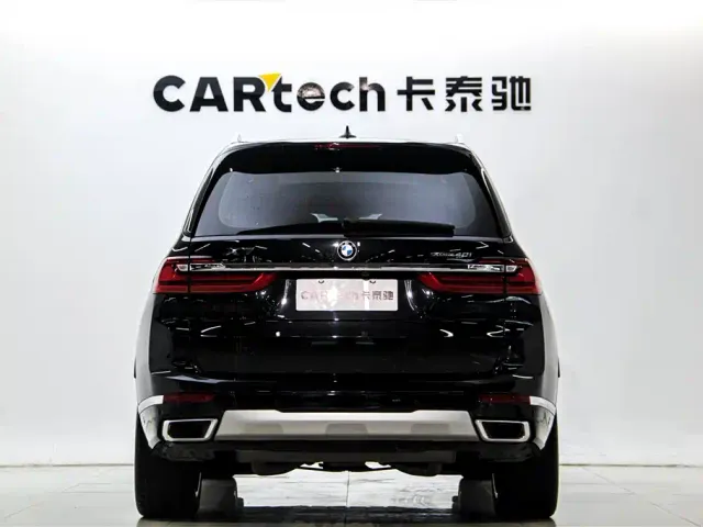 BMW X7 — Фото автомобиля 6