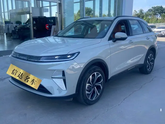 Фотография автомобиля — Haval Xiaolong MAX