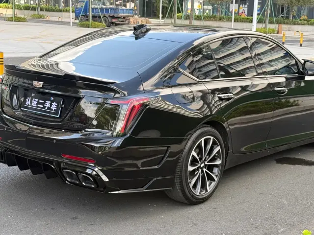 Cadillac CT5 — Фото автомобиля 7
