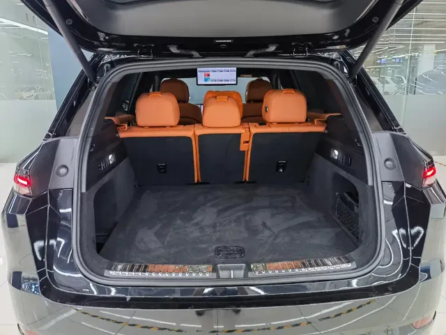 Li Auto L7 — Фото автомобиля 16