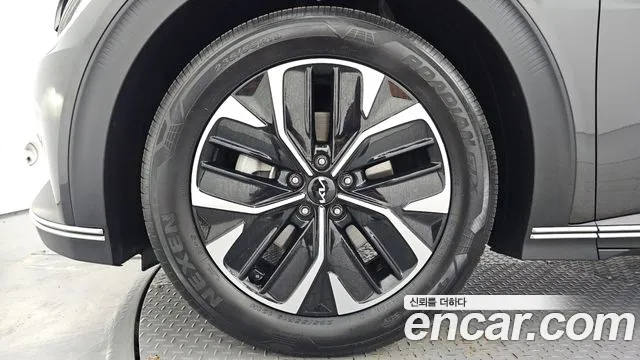 Kia EV6 — Фото автомобиля 5