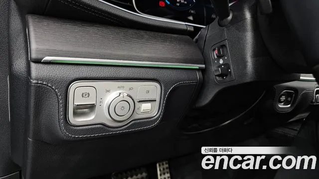 Mercedes-Benz GLS-Class — Фото автомобиля 13