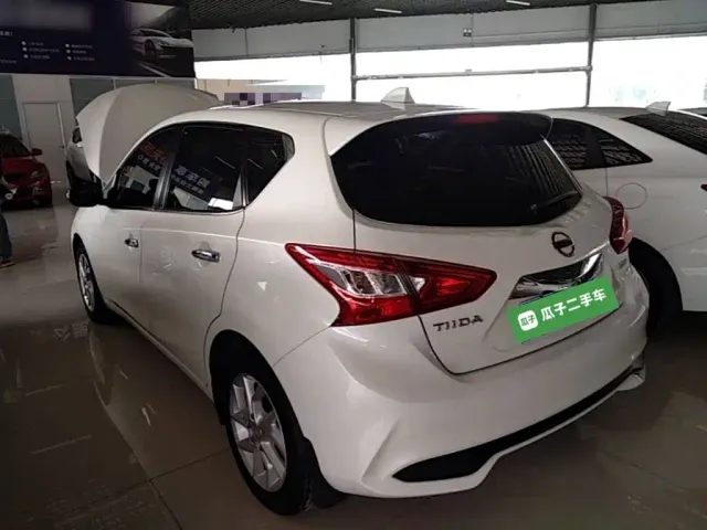 Nissan Tiida — Фото автомобиля 4