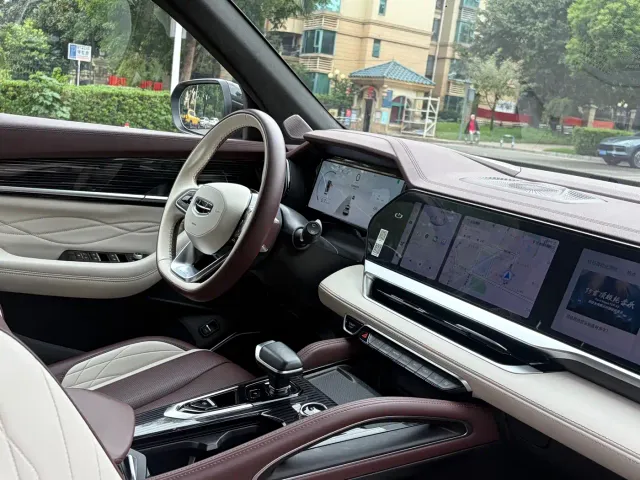 Geely Xingyue L — Фото автомобиля 16