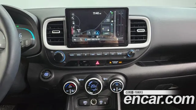 Hyundai Venue — Фото автомобиля 12