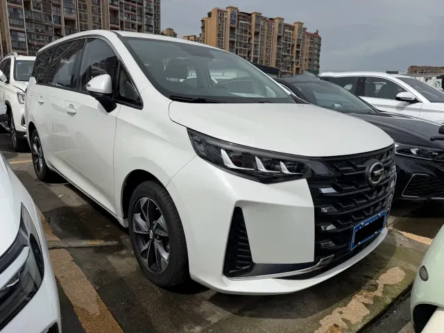GAC Trumpchi M6 — Фото автомобиля 3