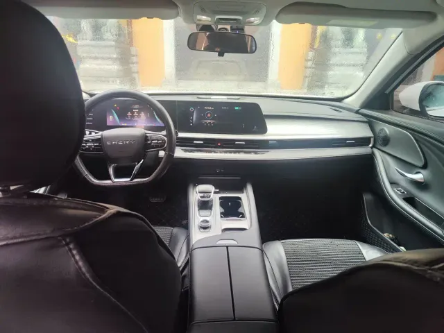 Chery Arrizo 8 — Фото автомобиля 4