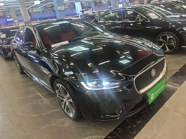 Jaguar XEL — Фото автомобиля 3