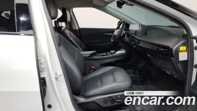 Kia EV6 Long Range — Фото автомобиля 22