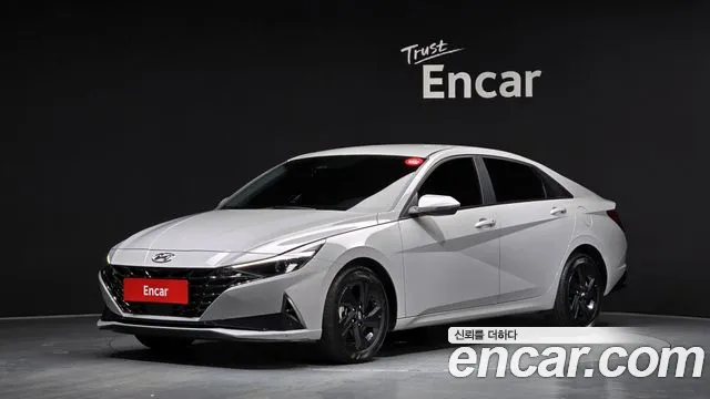 Фотография автомобиля — Hyundai Avante CN7