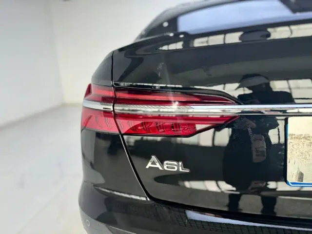 Audi A6L — Фото автомобиля 16