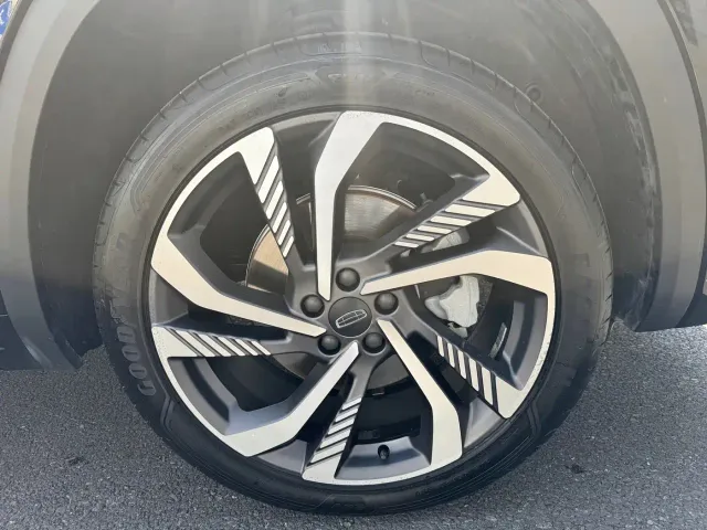 Geely Xingyue L — Фото автомобиля 20