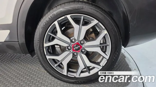 Kia Seltos — Фото автомобиля 21