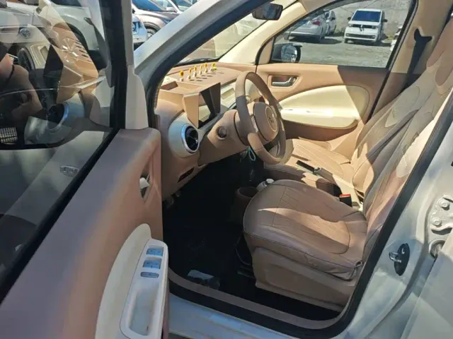 Wuling Hongguang Mini EV — Фото автомобиля 15