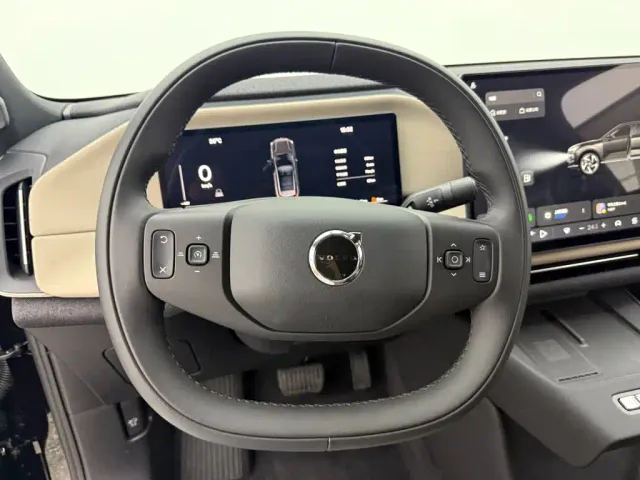 Volvo XC70 Plug-in Hybrid — Фото автомобиля 10