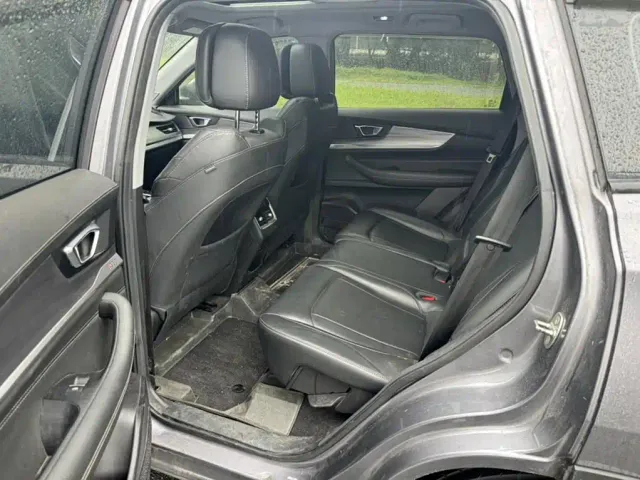 Chery Tiggo 8 — Фото автомобиля 13