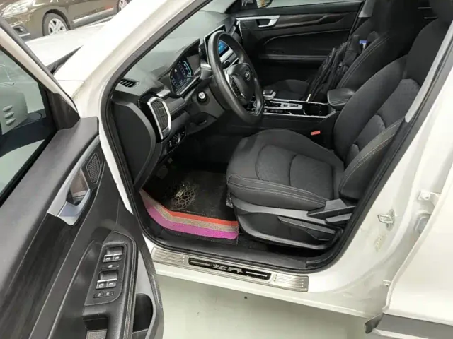 Kaiyi Xuanjie Pro EV — Фото автомобиля 15