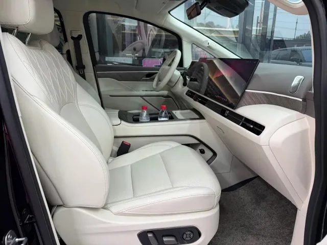 Wey Alpine — Фото автомобиля 6