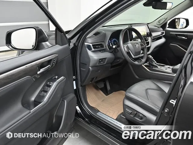 Toyota Highlander — Фото автомобиля 11