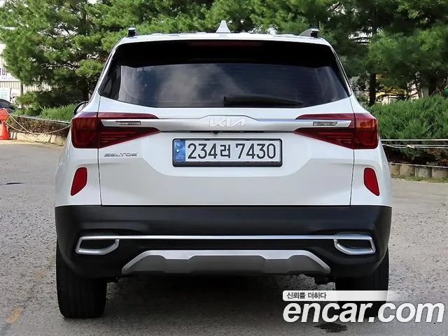 Kia Seltos — Фото автомобиля 4
