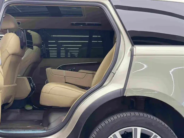 Land Rover Range Rover — Фото автомобиля 9