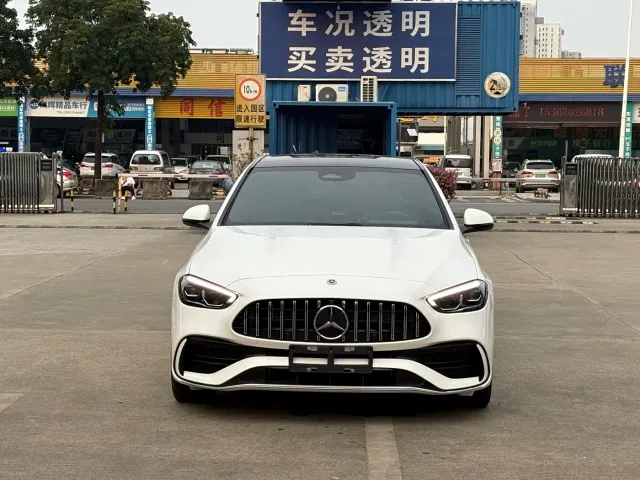 Mercedes-Benz C-Class — Фото автомобиля 2