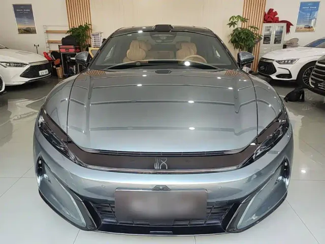 BYD Han L — Фото автомобиля 2
