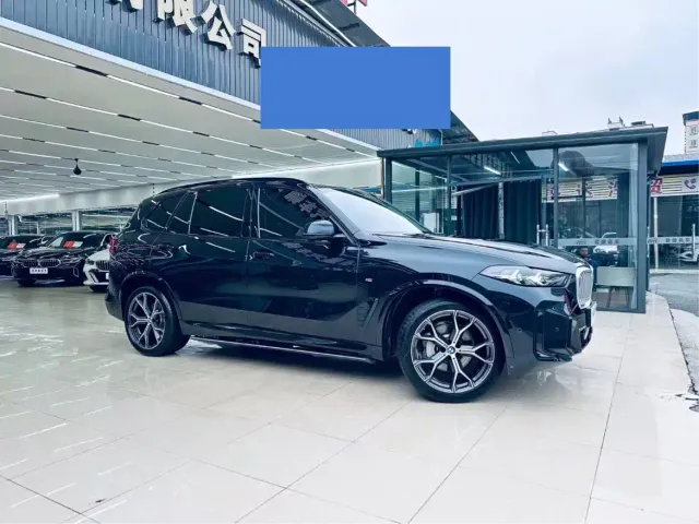 BMW X5 — Фото автомобиля 3