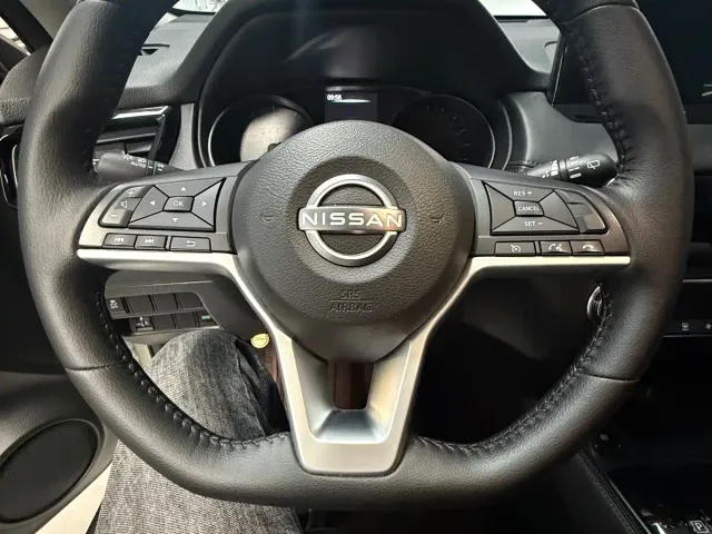 Nissan X-Trail — Фото автомобиля 7