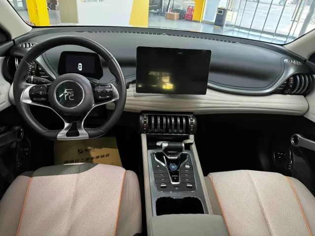 BYD Yuan PLUS — Фото автомобиля 5