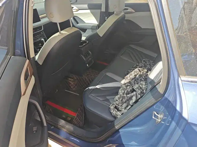 Volkswagen Tharu — Фото автомобиля 11