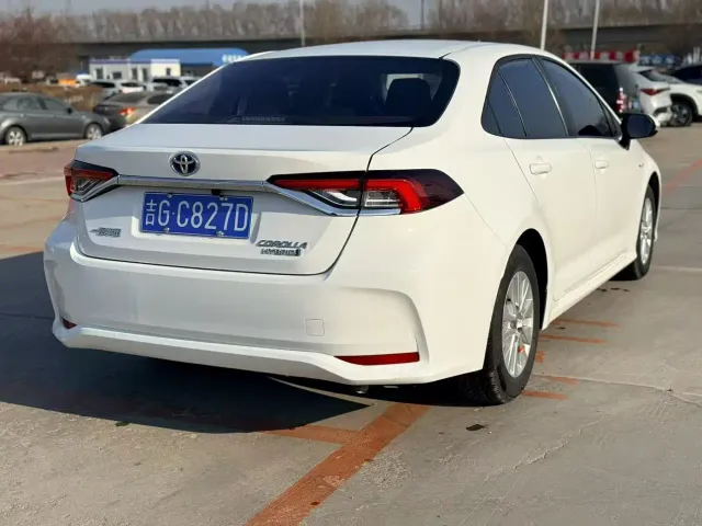 Toyota Corolla — Фото автомобиля 9