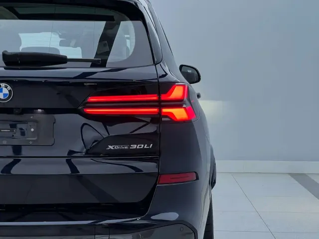 BMW X5 — Фото автомобиля 9