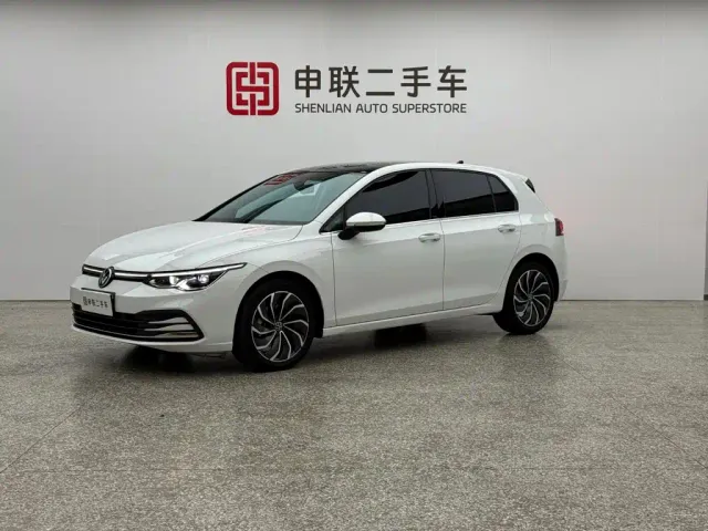 Фотография автомобиля — Volkswagen Golf
